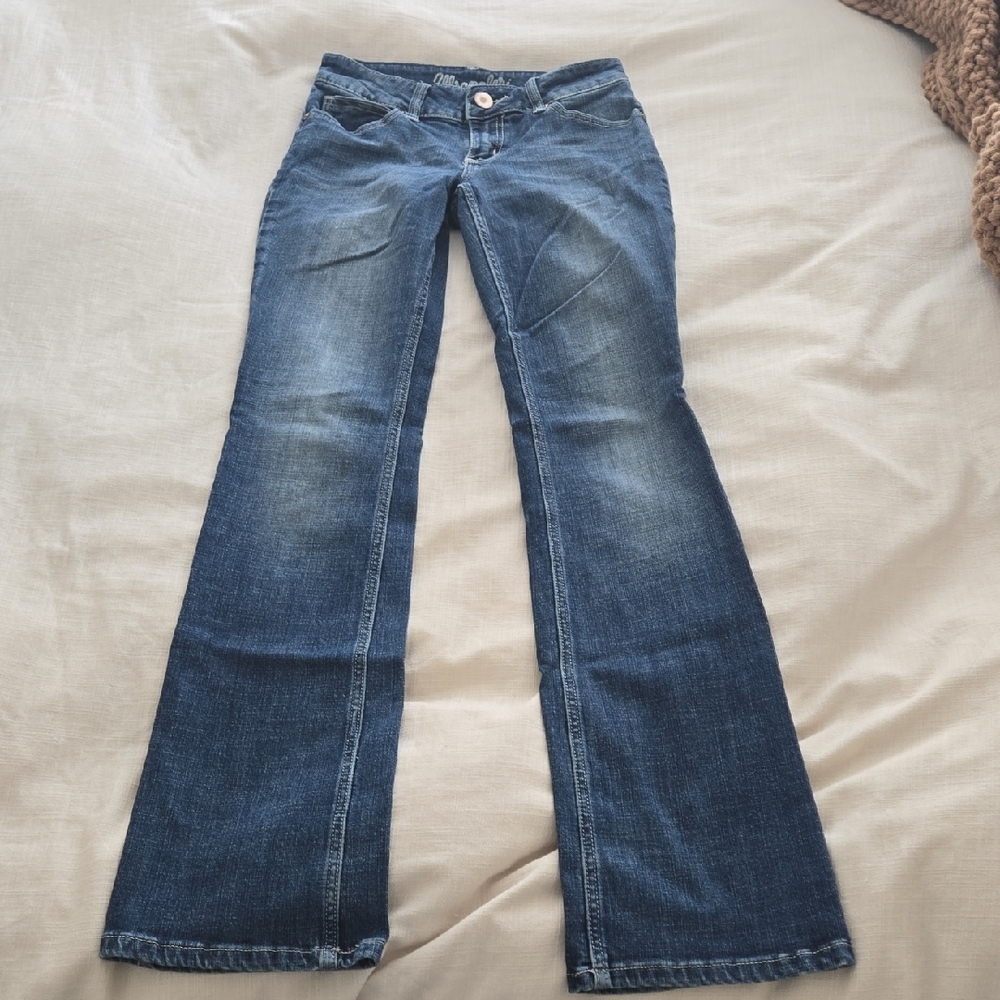 Wrangler Women's Flare Jeans in Deep Blue